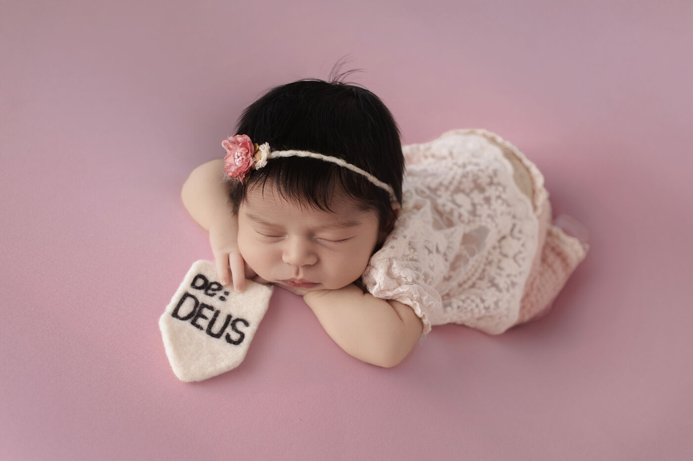 Fotografia de bebê recém-nascido em Birigui